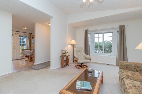 39 Eagle Lane, View Royal, BC 