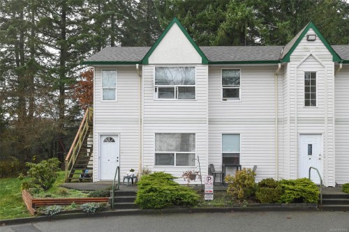 31-1535 Dingwall Rd, Courtenay, BC - Outdoor