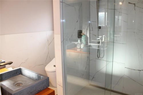 1721 Wilmot Rd, Cowichan Bay, BC 