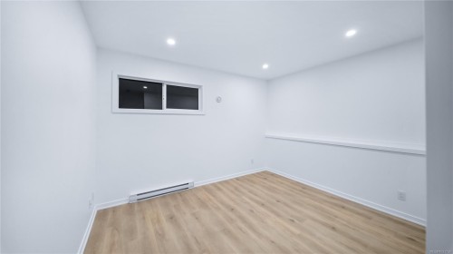 3700 Kootenay Pl, Saanich, BC 