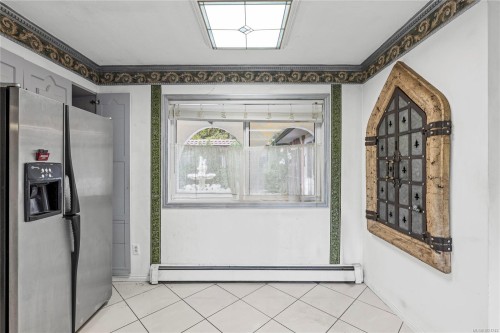 930 Mulholland Dr, French Creek, BC 