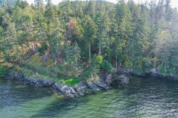 138 Narrows West Rd  Salt Spring, BC V8K 0A3