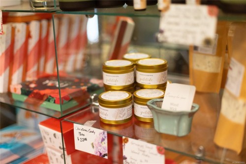 102-2187 Oak Bay Ave, Oak Bay, BC 