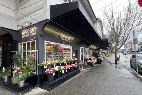 102-2187 Oak Bay Ave, Oak Bay, BC 