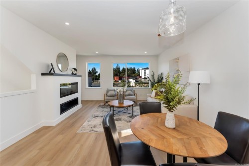 909 Vine Crt, Langford, BC 