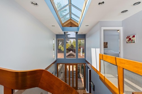 5605 Parker Ave, Saanich, BC 