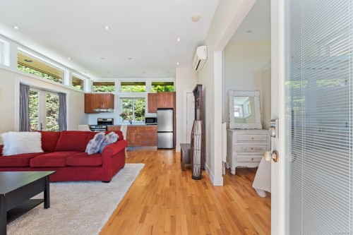 5605 Parker Ave, Saanich, BC 