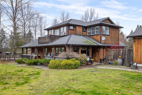 3805 Kriscott Rd, Whiskey Creek, BC 