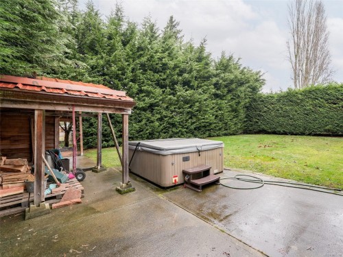 1018 Damelart Way, Central Saanich, BC 