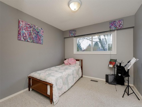 1018 Damelart Way, Central Saanich, BC 