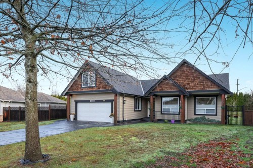 2228 Swallow Cres, Courtenay, BC 