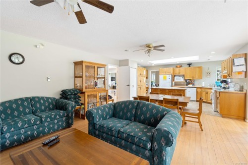 3126 Elsie Lake Cir, Nanaimo, BC 