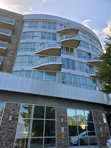 624-2745 Veterans Memorial Pkwy, Langford, BC - Outdoor With Balcony