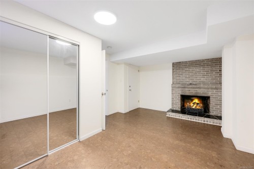 645 Transit Rd, Oak Bay, BC 