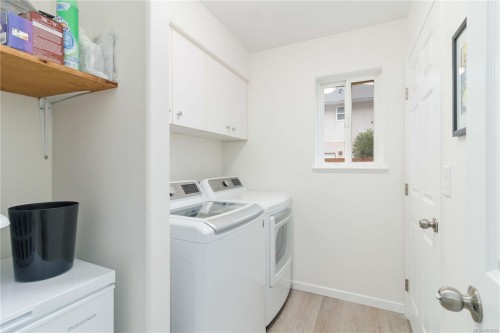 A-3037 Pickford Rd, Colwood, BC 