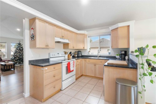 A-3037 Pickford Rd, Colwood, BC 