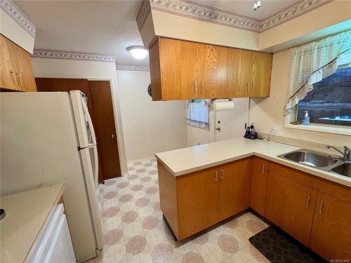 2738 14Th Ave, Port Alberni, BC 