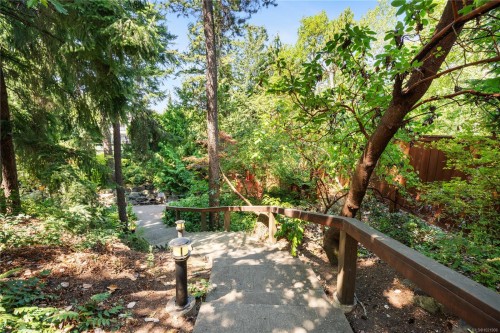 406-866 Brock Ave, Langford, BC - Outdoor