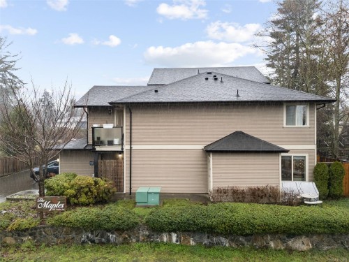 101-1919 Maple Ave South, Sooke, BC 