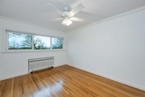 1181 Clovelly Terr, Saanich, BC 