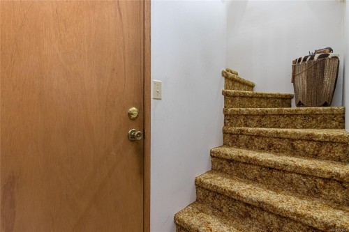 2682 Sunny Glades Lane, Shawnigan Lake, BC 