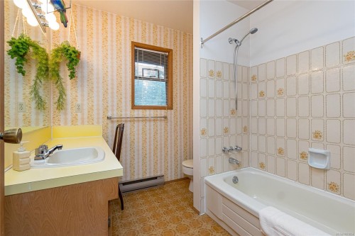 2682 Sunny Glades Lane, Shawnigan Lake, BC 