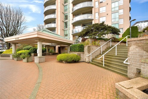 205-1010 View St  Victoria, BC V8V 4Y3