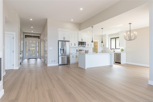 3195 Woodrush Dr, Duncan, BC 