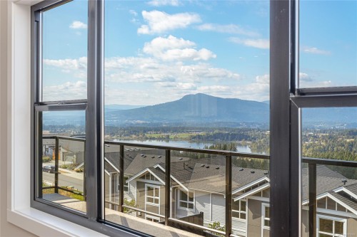 3195 Woodrush Dr, Duncan, BC 