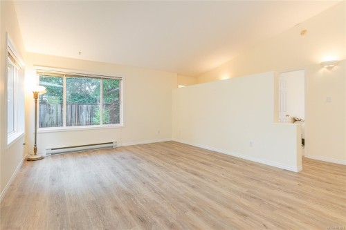 624 Wembley Rd, Parksville, BC 