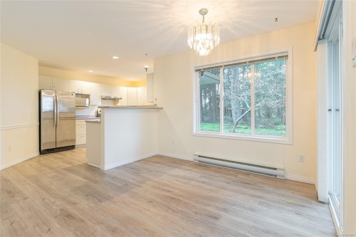 624 Wembley Rd, Parksville, BC 