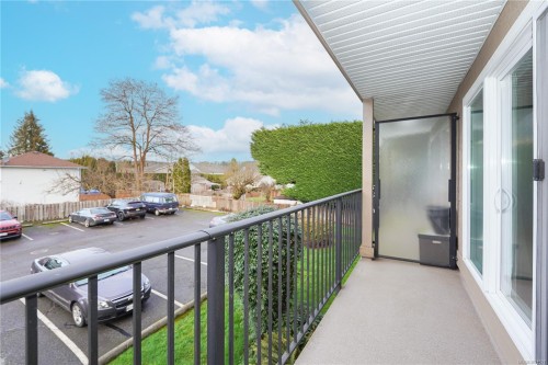 204-2515 Alexander St, Duncan, BC - Outdoor With Balcony With Exterior