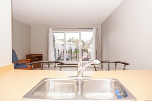 204-2515 Alexander St, Duncan, BC - Indoor