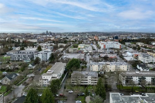 206-2610 Graham St, Victoria, BC - Outdoor With View