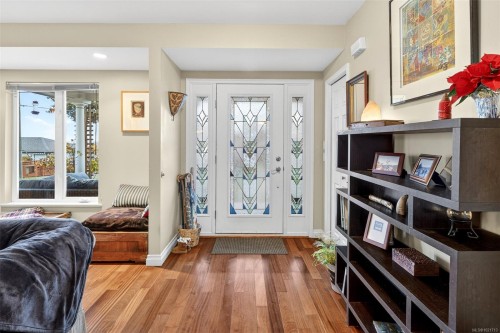 9950 Seaview St, Chemainus, BC 