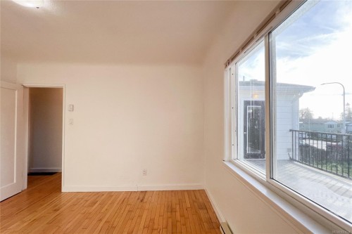 3876 Carey Rd, Saanich, BC 