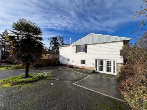 3876 Carey Rd, Saanich, BC 