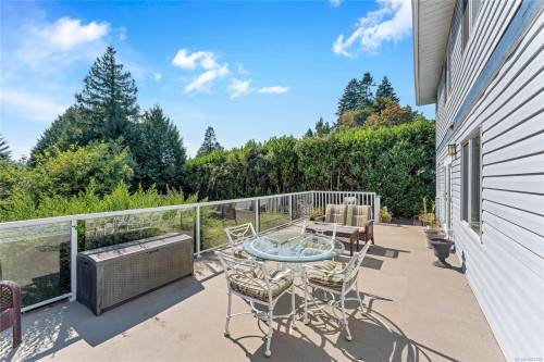 505 Windthrop Rd, Colwood, BC 