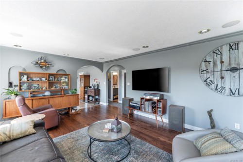 505 Windthrop Rd, Colwood, BC 