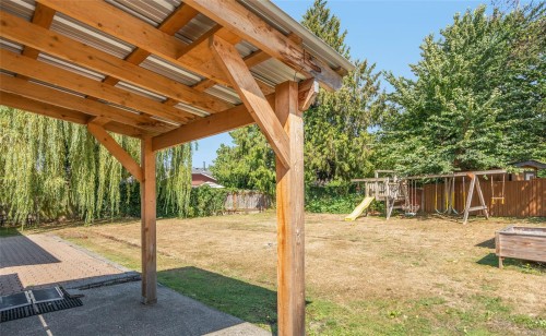 338 Mckinnon St, Parksville, BC 