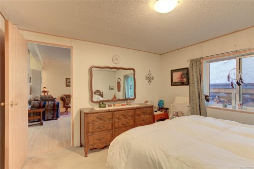 300 Lake Park Rd, Lake Cowichan, BC 