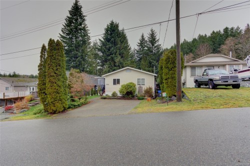 300 Lake Park Rd, Lake Cowichan, BC 