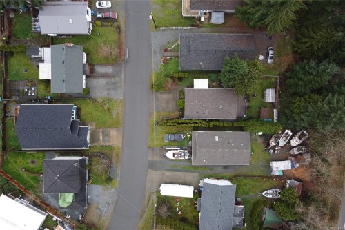 300 Lake Park Rd, Lake Cowichan, BC 