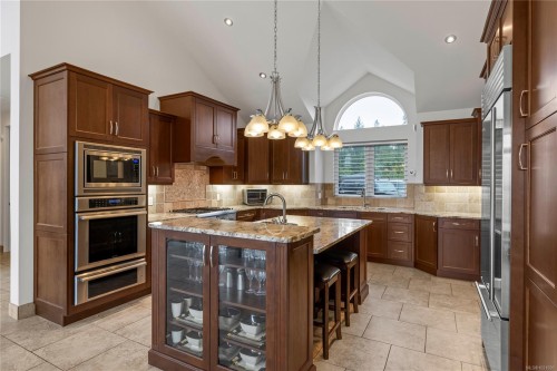 10801 Guilbride Dr, Ladysmith, BC 