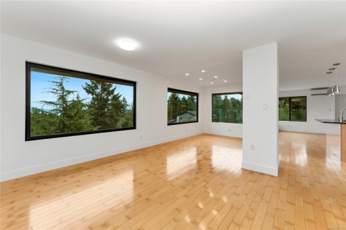 5198 Beckton Rd, Saanich, BC 