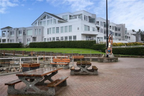 308-2550 Bevan Ave  Sidney, BC V8L 5Y5