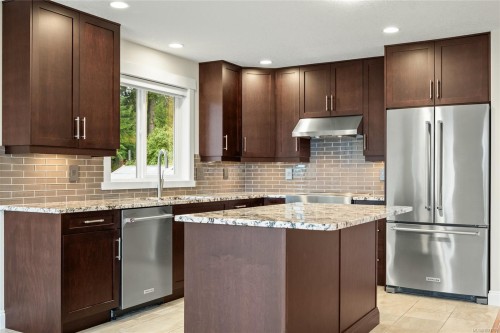 912 Howard Ave, Nanaimo, BC 