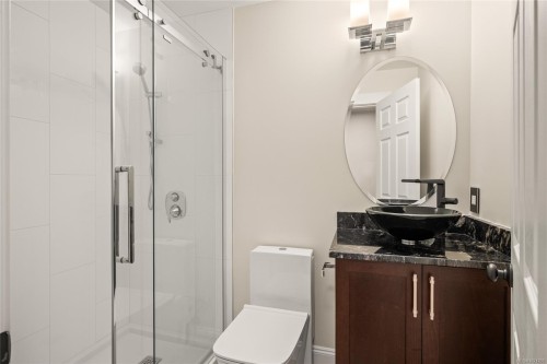 912 Howard Ave, Nanaimo, BC 