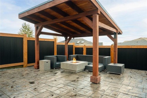 912 Howard Ave, Nanaimo, BC 