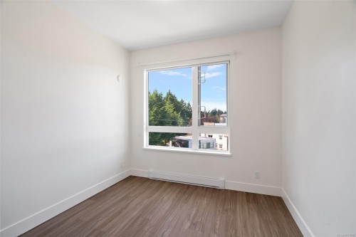 418-960 Reunion Ave, Langford, BC - Indoor Photo Showing Other Room